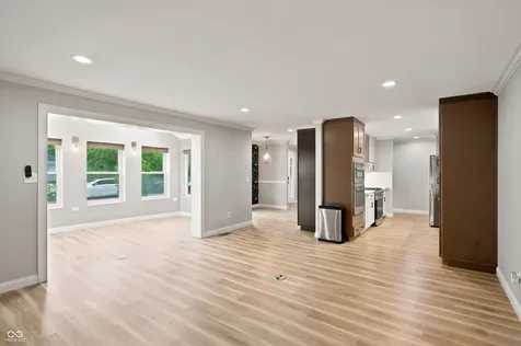 41 E Westfield Boulevard Indianapolis IN 46220