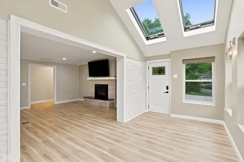 41 E Westfield Boulevard Indianapolis IN 46220