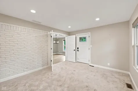 41 E Westfield Boulevard Indianapolis IN 46220