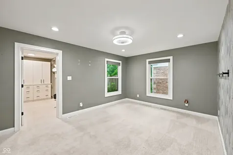 41 E Westfield Boulevard Indianapolis IN 46220