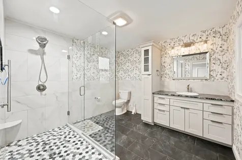 41 E Westfield Boulevard Indianapolis IN 46220