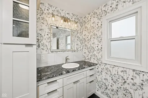41 E Westfield Boulevard Indianapolis IN 46220