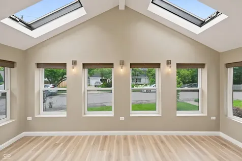41 E Westfield Boulevard Indianapolis IN 46220