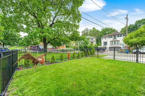 41 E Westfield Boulevard Indianapolis IN 46220