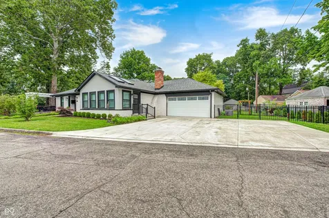 41 E Westfield Boulevard Indianapolis IN 46220