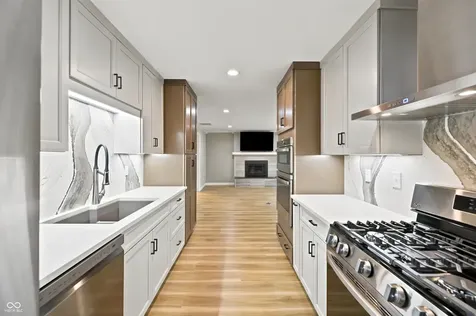 41 E Westfield Boulevard Indianapolis IN 46220