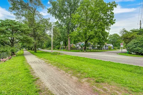 41 E Westfield Boulevard Indianapolis IN 46220