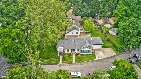 41 E Westfield Boulevard Indianapolis IN 46220