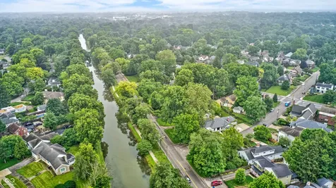 41 E Westfield Boulevard Indianapolis IN 46220