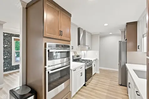 41 E Westfield Boulevard Indianapolis IN 46220