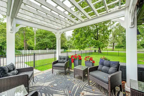 41 E Westfield Boulevard Indianapolis IN 46220