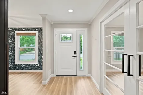 41 E Westfield Boulevard Indianapolis IN 46220
