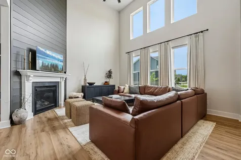 18867 Cromarty Circle Noblesville IN 46062