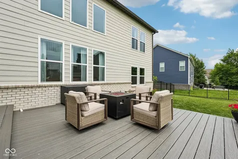 18867 Cromarty Circle Noblesville IN 46062