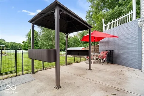 703 N Peterman Road Greenwood IN 46142