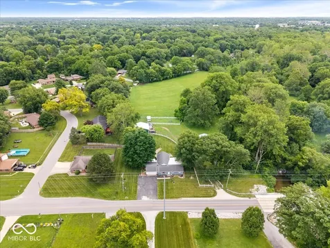 703 N Peterman Road Greenwood IN 46142