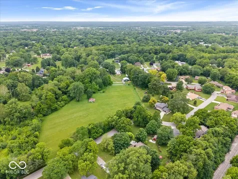 703 N Peterman Road Greenwood IN 46142
