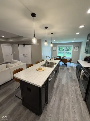 731 Maple Avenue Seymour IN 47274