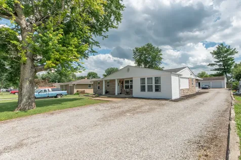 649 Collier Street Columbus IN 47201