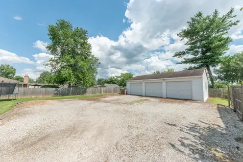 649 Collier Street Columbus IN 47201