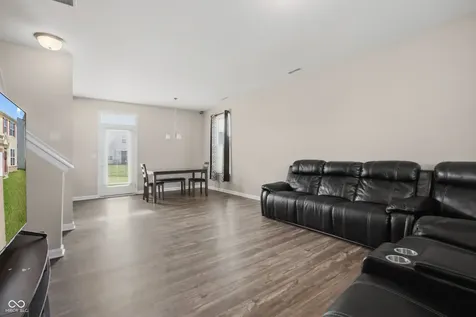 4073 Denali Drive Indianapolis IN 46235