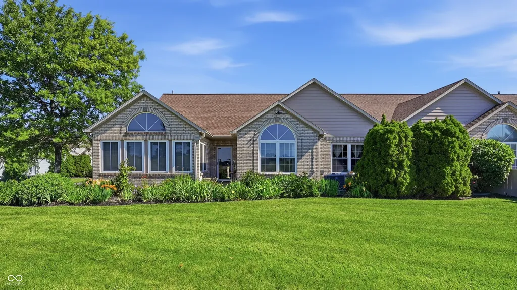 11523 Winding Wood Drive Indianapolis IN 46235