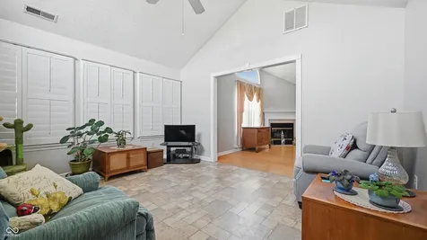 11523 Winding Wood Drive Indianapolis IN 46235