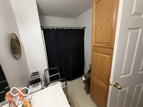 5947 W Bastille Way Indianapolis IN 46254