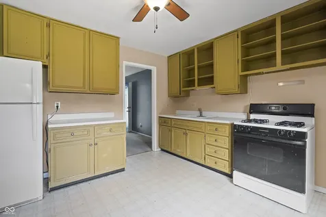 6109 Dartmoor Court Indianapolis IN 46254