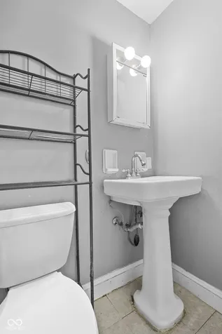 6109 Dartmoor Court Indianapolis IN 46254
