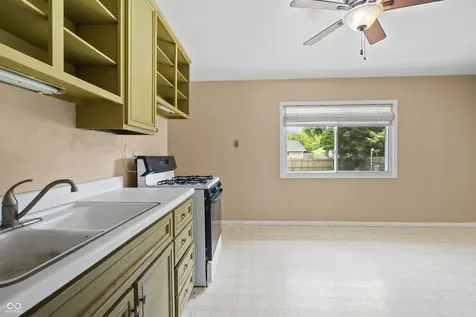 6109 Dartmoor Court Indianapolis IN 46254