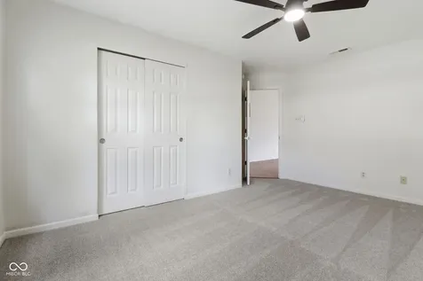 8649 Liberty Mills Drive Indianapolis IN 46113