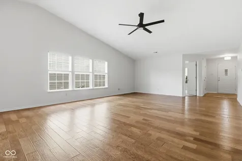 8649 Liberty Mills Drive Indianapolis IN 46113