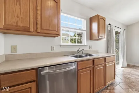 8649 Liberty Mills Drive Indianapolis IN 46113