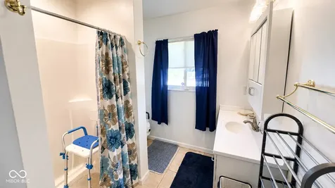 2520 Fredonia Road Indianapolis IN 46222