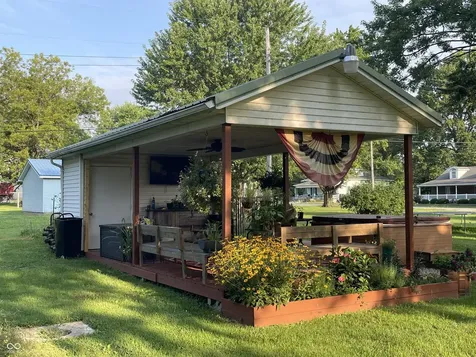 902 Fair Street Clay City IN 47841