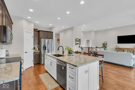 1701 Leicester Danville IN 46122