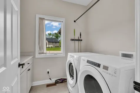 1701 Leicester Danville IN 46122
