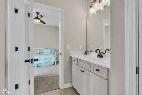 1701 Leicester Danville IN 46122