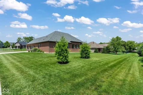 1701 Leicester Danville IN 46122