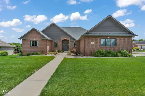 1701 Leicester Danville IN 46122