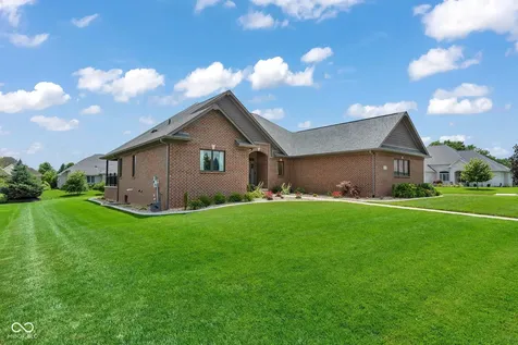 1701 Leicester Danville IN 46122