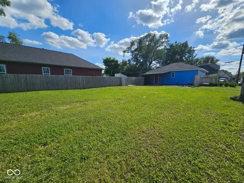 1062 N Tremont Street Indianapolis IN 46222