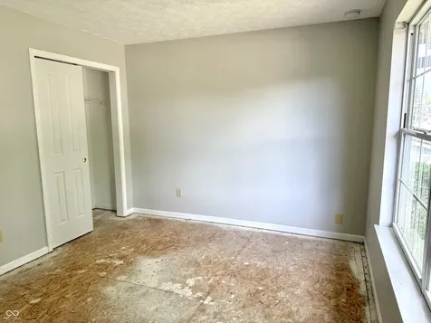 1025 Killian Mooresville IN 46158