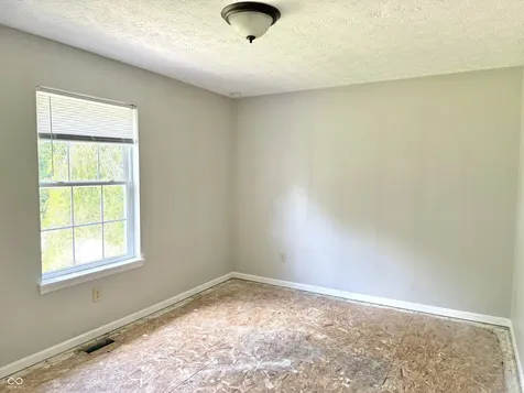 1025 Killian Mooresville IN 46158