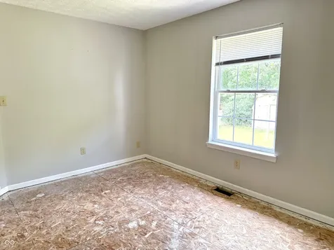 1025 Killian Mooresville IN 46158