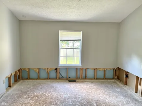1025 Killian Mooresville IN 46158