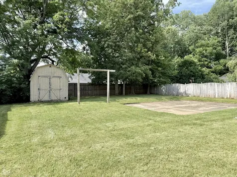 1025 Killian Mooresville IN 46158