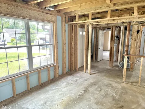 1025 Killian Mooresville IN 46158