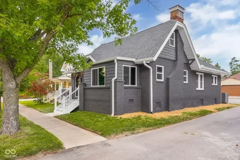1647 Washington Street Columbus IN 47201